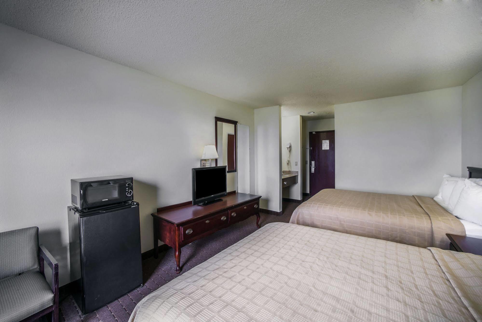 Quality Inn Harrisburg Luaran gambar